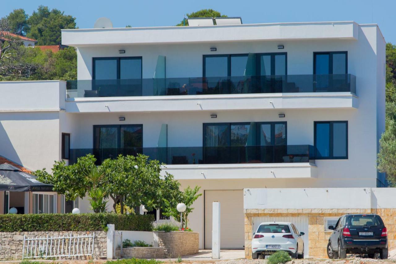 Hotel Paradise Punta Nečujam Exterior foto